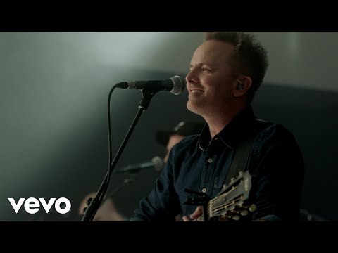 Chris Tomlin - Is He Worthy? (Live) 