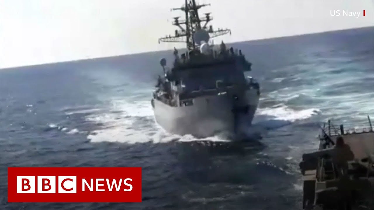 Russian and US warships almost collide - BBC News