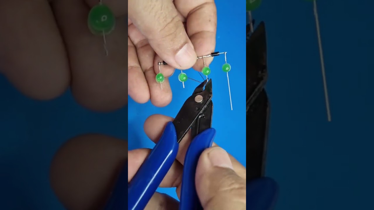 How to Make LİON Battery Level İndicator 4.2V shorts POBSE