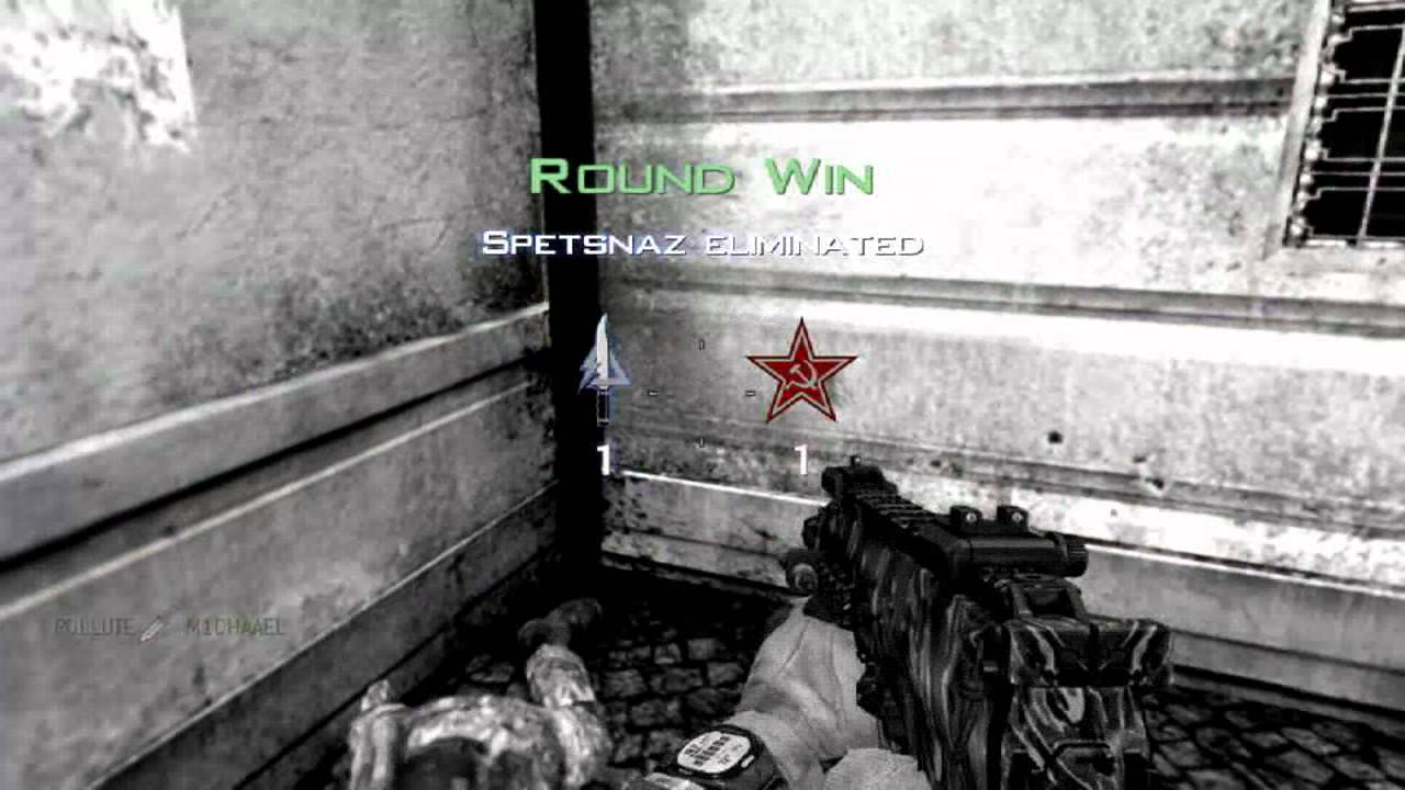 M1CHAAEL gets turn on knife