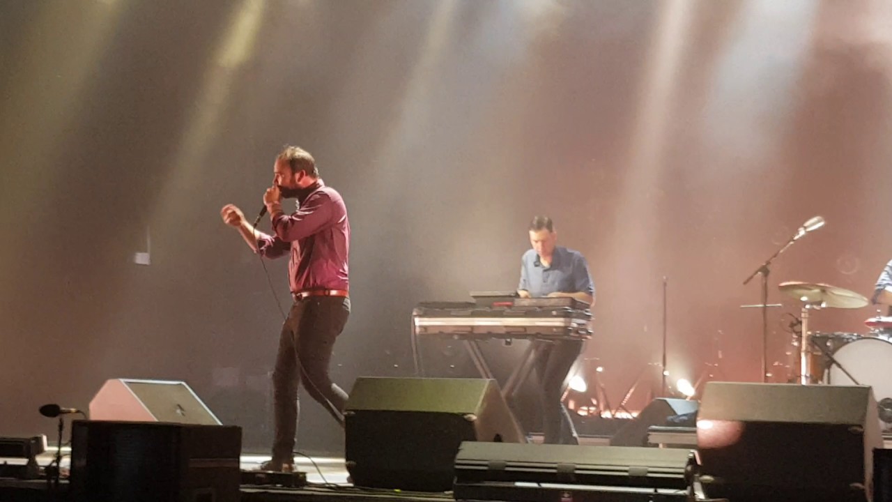Future Islands - Seasons (Waiting on you) @ Rock Werchter 2017