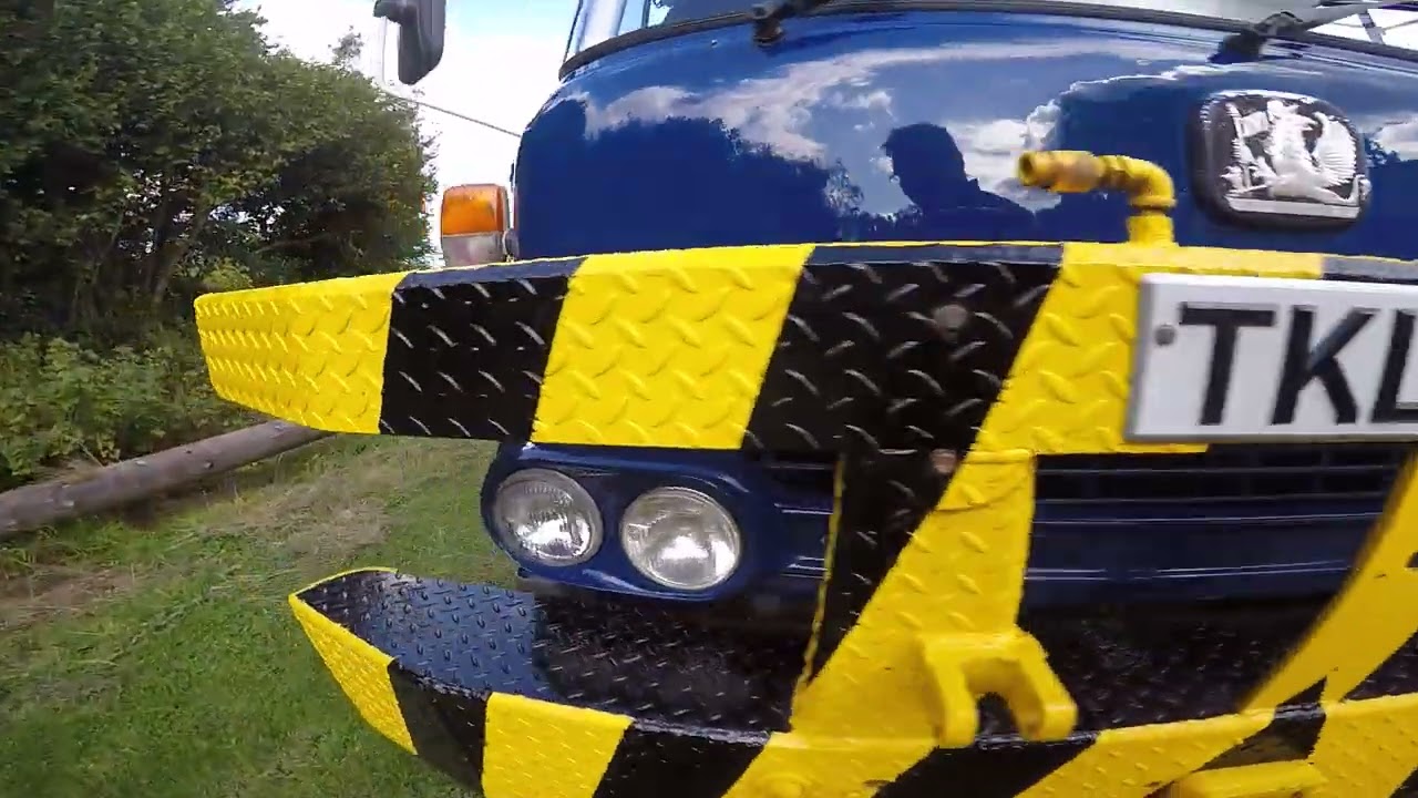 1974 Bedford KM Detroit Diesel Idle