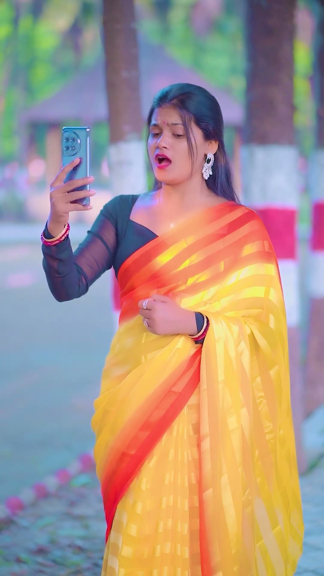 Tum ek bar bula ke to dekho me bhagti chali aaungi