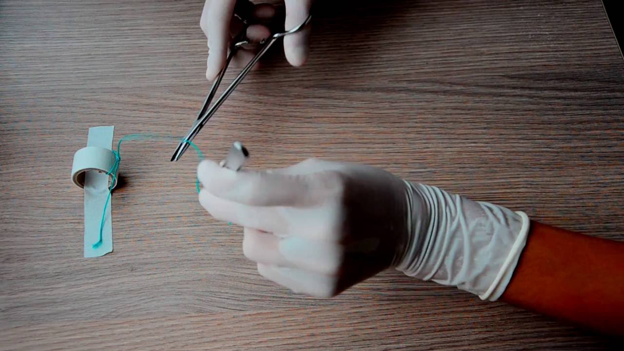 Surgical knots using needleholder / вяжем иглодержателем, 1080р
