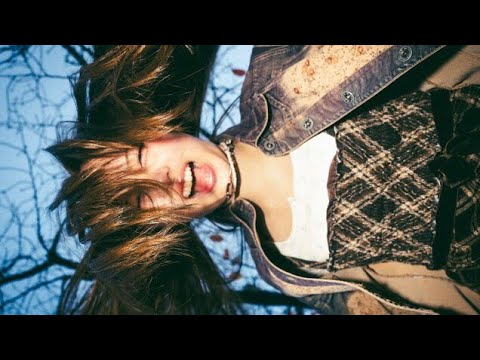 ふみの最新曲「ホットライン」💌心に響くアコースティックの奇跡#ふみの #ホットライン #ちゃんみな #新人アーティスト #シンガーソングライター #アコースティック #JPop #デビュー曲 