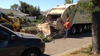 Fresno Operation Clean Up 2015 Part 2 with Mc Neilus Rear Loader + Street Sweeper Action