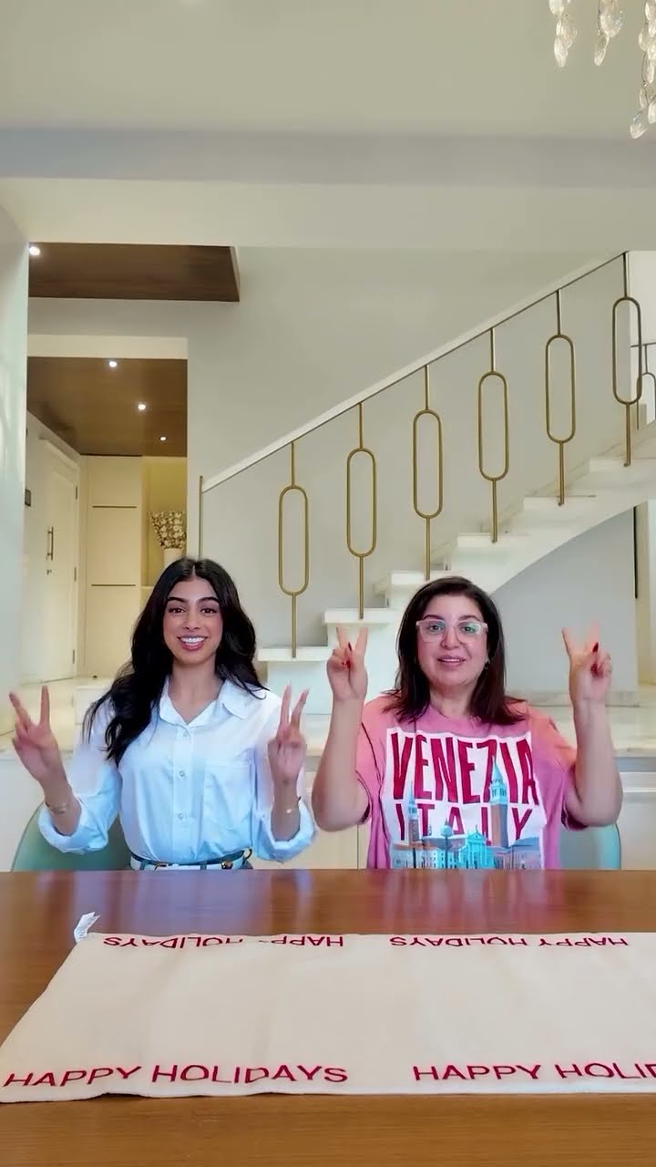 Farah Khan joins Khushi Kapoor and Boney Kapoor in Hilarious Loveyapa video ?? #farahkhan #shorts