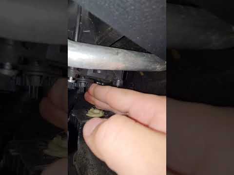 skoda octavia 3 2014, blowing always hot air driver site. actuator motor flaps issue