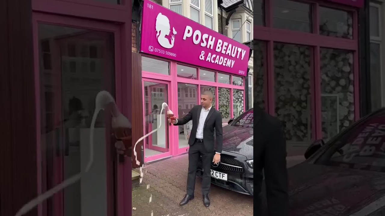 That Friday Feeling at Posh Beauty! 🍾 Come celebrate with us! 