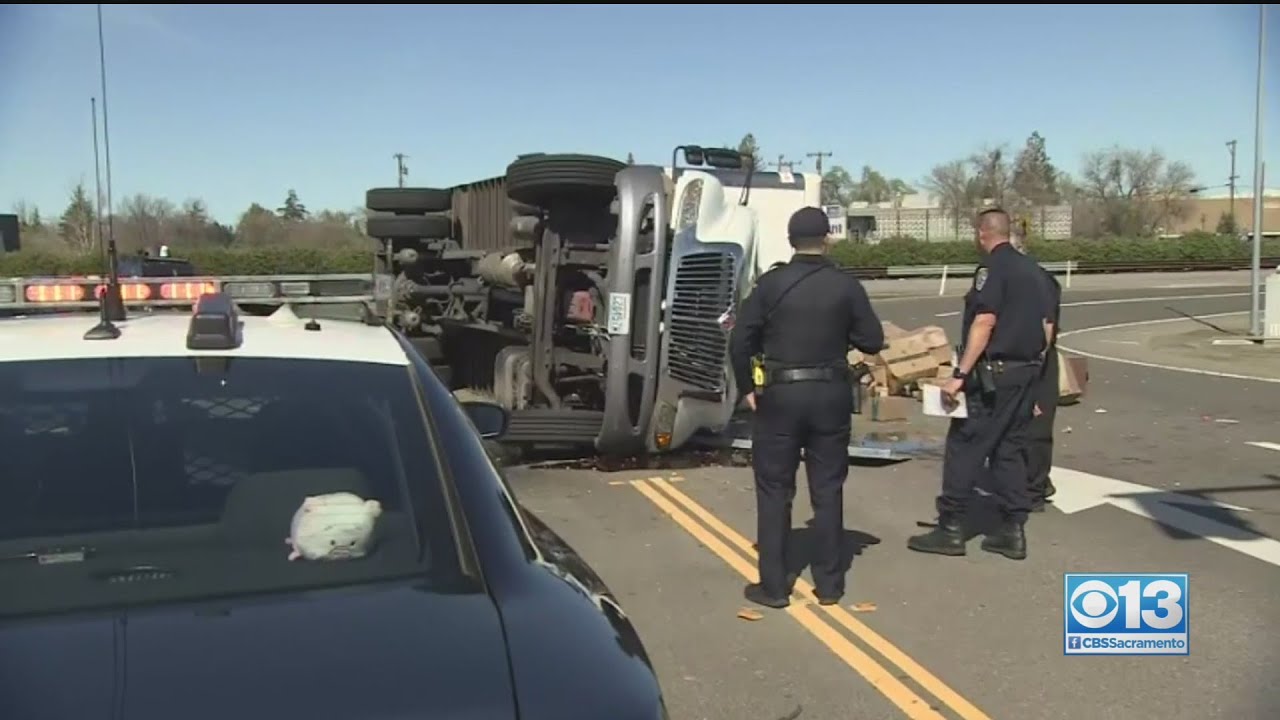 Man Helps Mother, Daughter After Crash Near Cal Expo