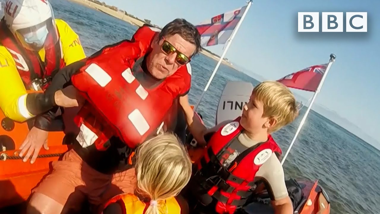 Racing against time to save a family stranded at sea 😲 BBC