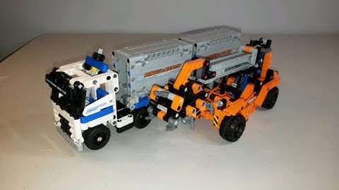 Lego Technic Container Yard Versions 1 and 2 (42062)