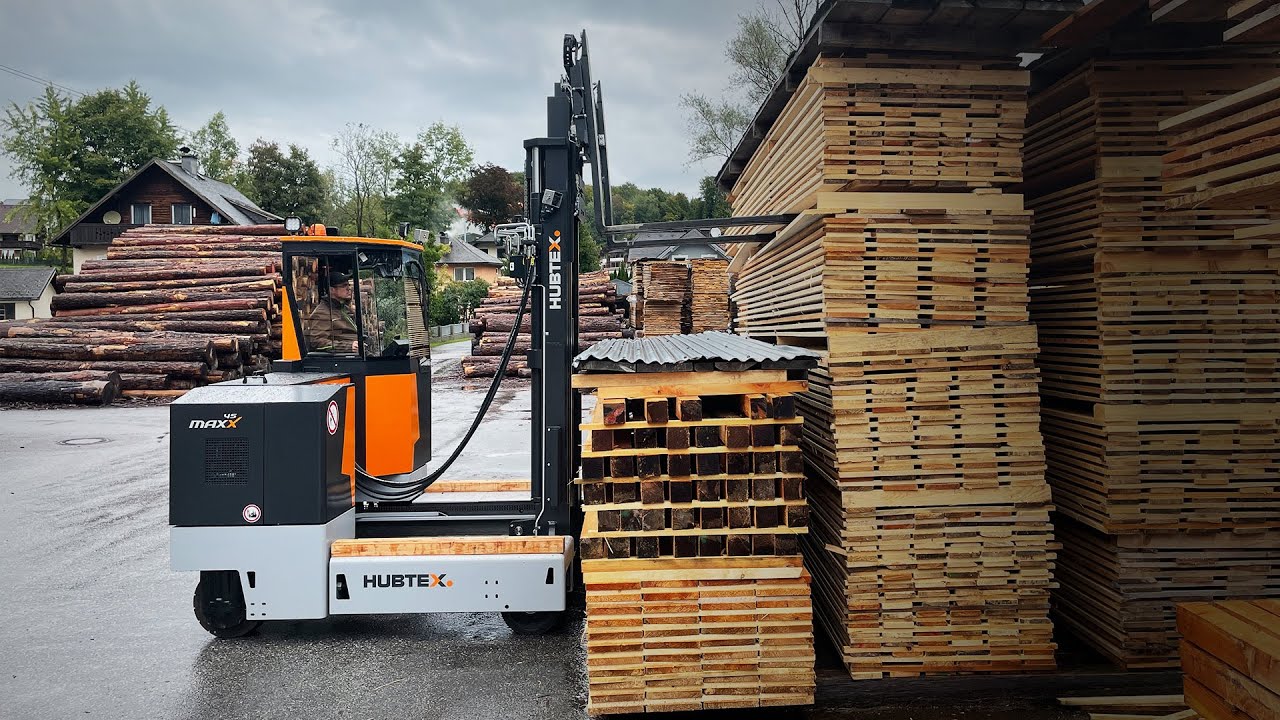 Robust outdoor forklifts: maximum performance for outdoor