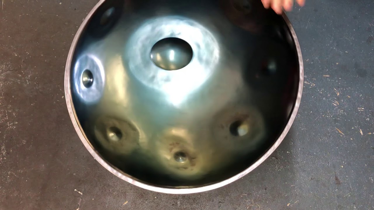 Aura “D Celtic Minor 9” - Azure Series