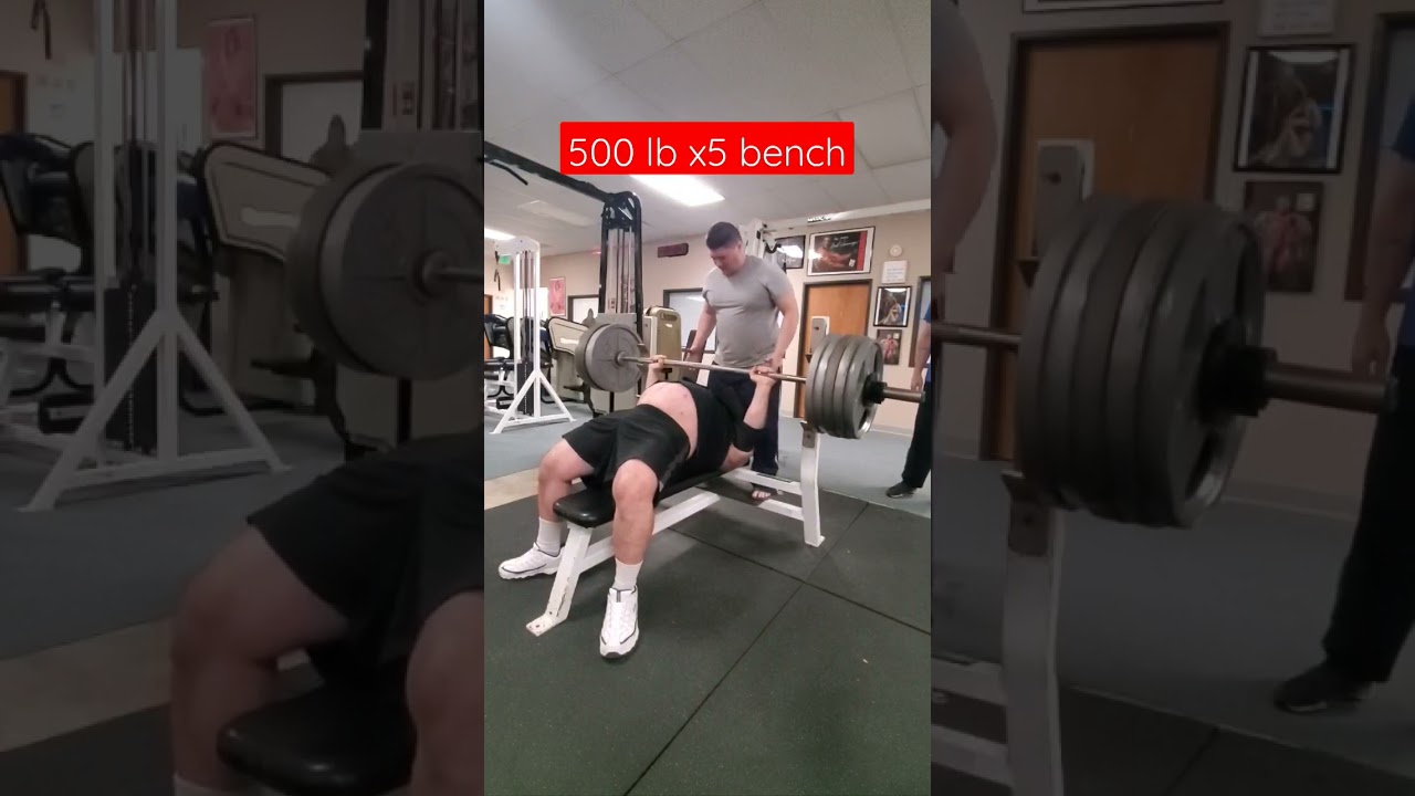 Rock Doing 500 Lb Bench Press shorts powerlifting gym YouTube rock-doing-500-lb-bench-press-shorts-powerlifting-gym-youtube