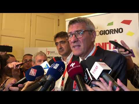 A Bari la Cgil discute di Mezzogiorno e crescita, Landini: «Serve unità»