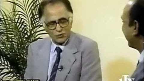 Ashfaq Hussain interviews Ahmed Nadeem Qasmi (Toronto, Canada - 1992)