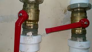Как правильно и безопасно открыть главный кран подачи воды в многоэтажном доме.