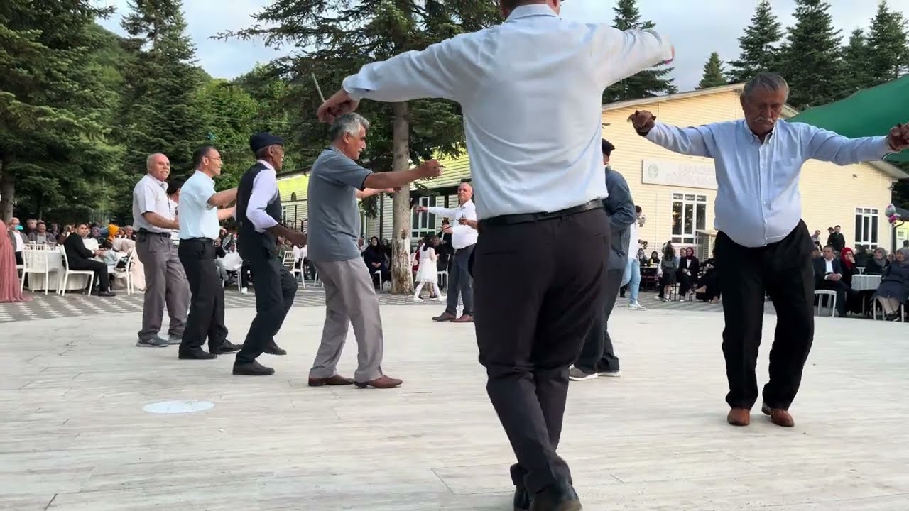 HALİT BARLAS AĞIR ABİLER SAHNEDE BOLU ÇİFTELLİSİ 40 YAŞ ÜZERİ OYUN HAVASI BOLU￼