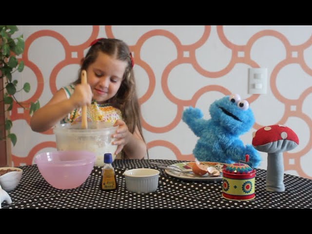 CRIANÇA NA COZINHA: RECEITA DE COOKIE CROCANTE