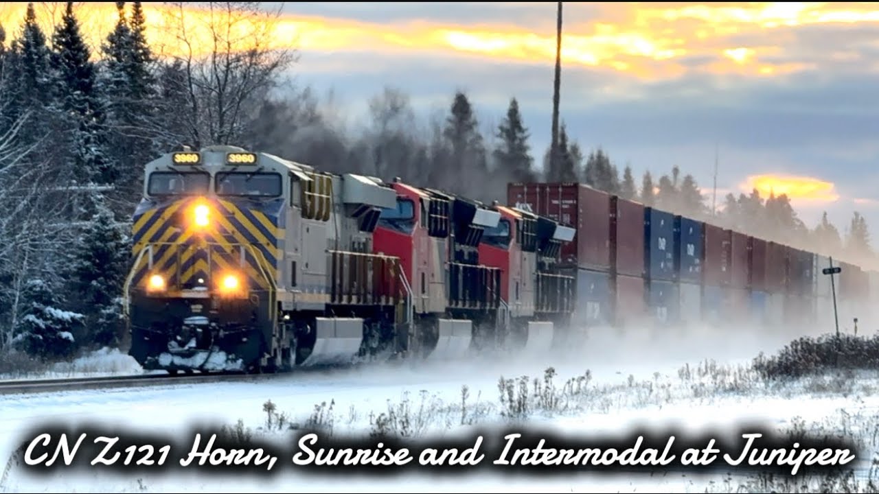 CN Z121,Horn Sunrise and Intermodal at Juniper 
