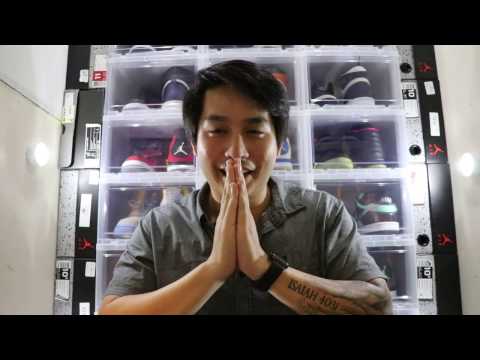 SNEAKERHEAD GIVEAWAY! WHO WANTS FREE STUFF!? - SNEAKERHEAD GIVEAWAY! WHO WANTS FREE STUFF!?