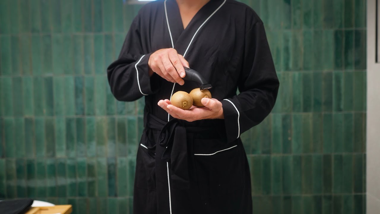 MANGROOMER INTELLIMAX PRO Body and Ball Groomer, Groin Trimmer for Men, Electric Ball Trimmer