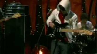 Arctic Monkeys - The View From The Afternoon [live at MTV Discover & Download]