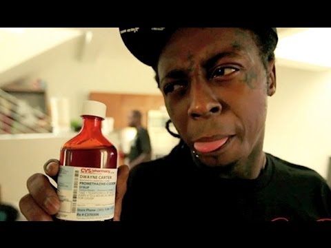 Lil Wayne Hospitalized After Suffering Seizure (Report)