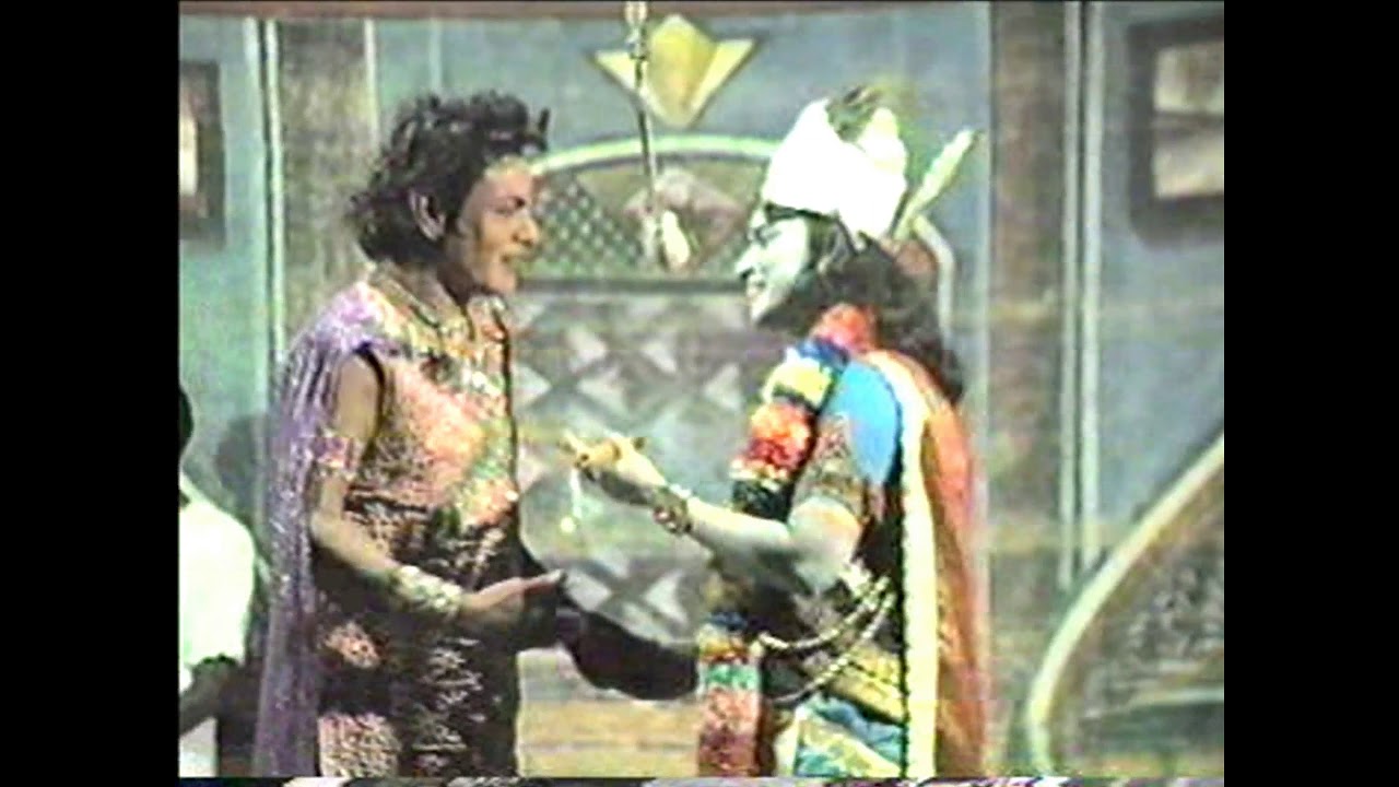 (1986 Pavalakkodi 11) நாரதராய் கொடி கட்டிப் பறந்த கலைச்செல்வி, கிருஷ்ணராகவும் கலக்குகிறார்