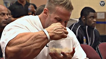 EAT LIKE A MONSTER - BULKING FOR MAX GROWTH - HOW BODYBUILDERS EAT MOTIVATION