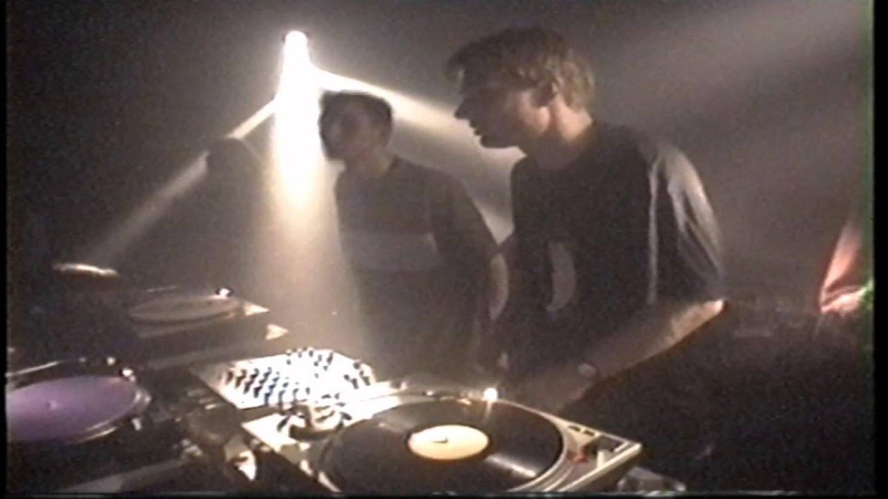 Electronic Entertainment presents Dancing Queen LVC Leiden 30 April 1998