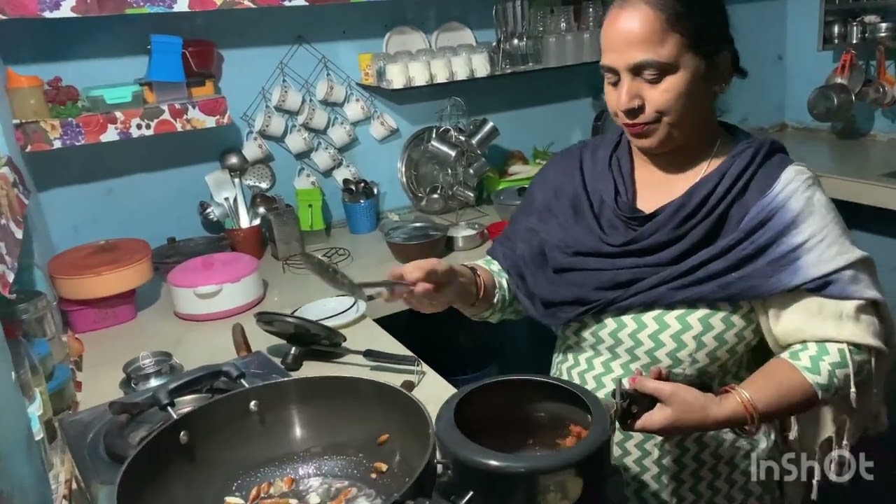 Ajjj bnaia ￼ ਗੱਜਰੇਲਾਂ🤤❣️