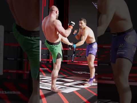 Халк Штырков уронил Супермена Петросяна на RCC Fair Fight 33! #shorts #shortvideo #rrc