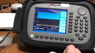 無線のプロが検証：車盗難リレーアタックは、１００均のＢｏｘで完璧防止：スペアナで検証