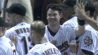 Loretta hits two-run walk-off home run