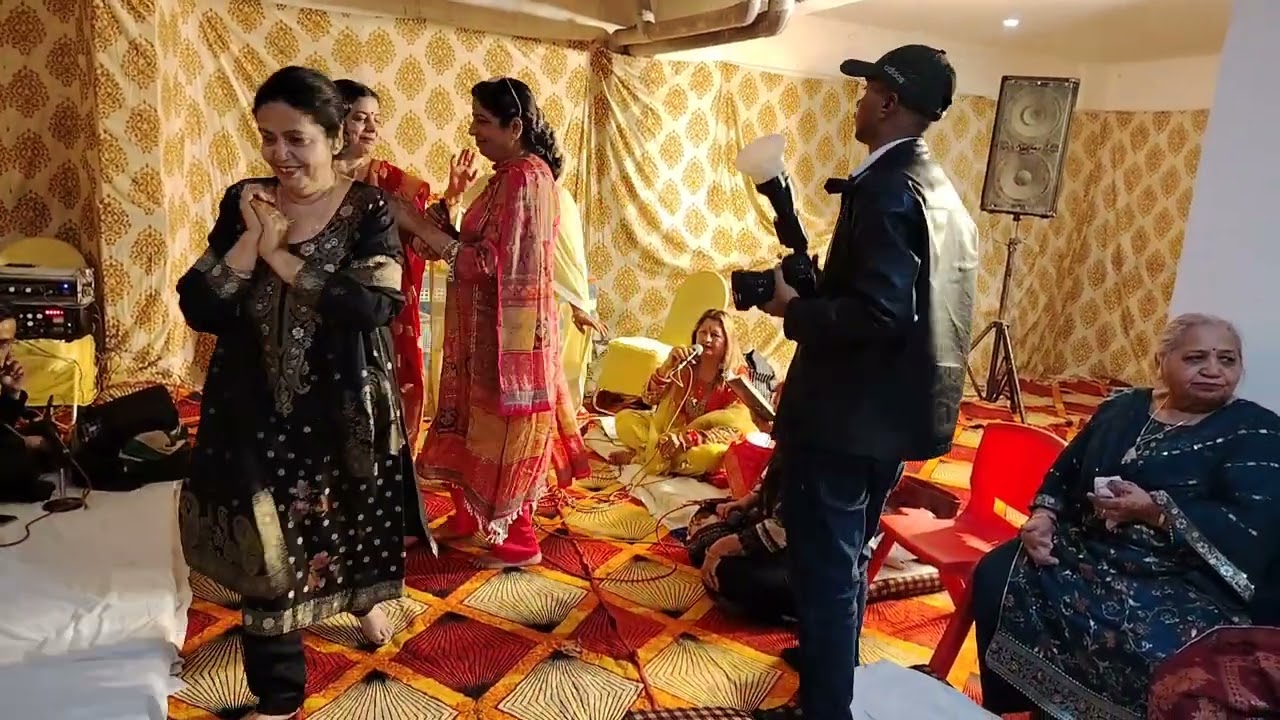 Pao Bhangde Kanha J k Dwaare Pao Bhangde, Kanha J k Bhajan💐💐💐💐💐🙏🙏🙏🙏🙏🙏