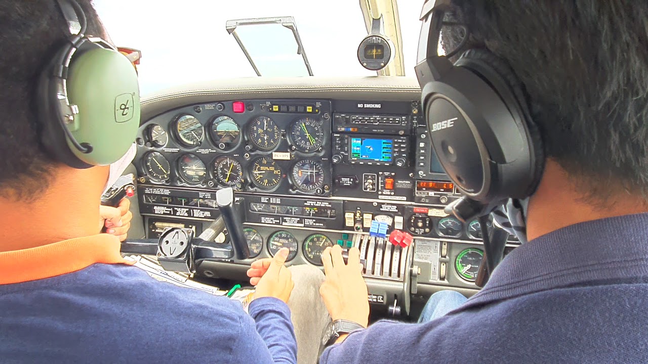 Piper Seneca ll - Power On Stall