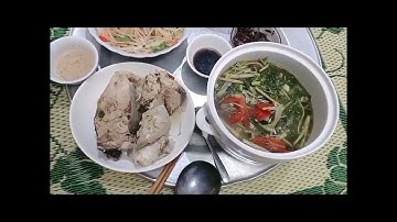 Canh Cá Chép Nấu Rau Cần – Hương Vị Thanh Mát Từ Thiên Nhiên (Carp Fish Soup with Water Celery)