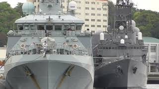 Colors up! HMS River-class offshore patrol vessel Spey (P234) and JS Amagiri (DD-154)