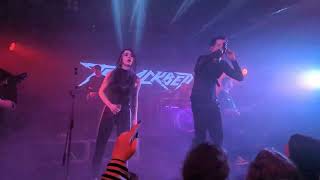картинка: ТАЙМСКВЕР - Пускай Всё Горит(Feat RAVDINA) live St. Petersburg Factory 3 14.10.2023