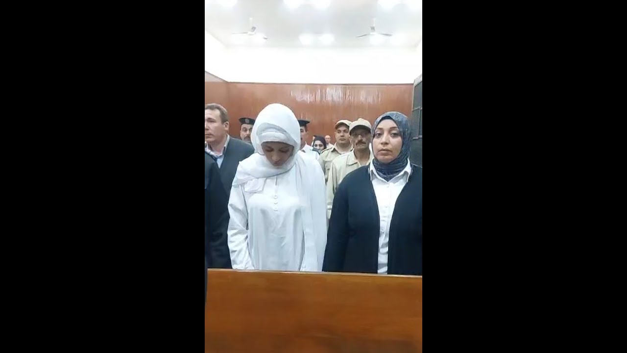 عاوزه أشوف أمي.. لحظة النطق بـ الإعدام شنقا على المتهمة بقتل صديقتها فرح طالبة طنطا: خرجوني أروح