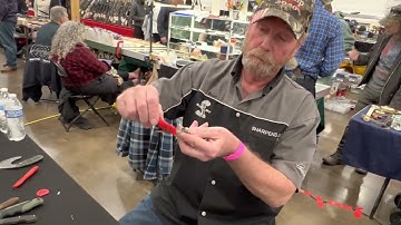 This Knife Needs Help!