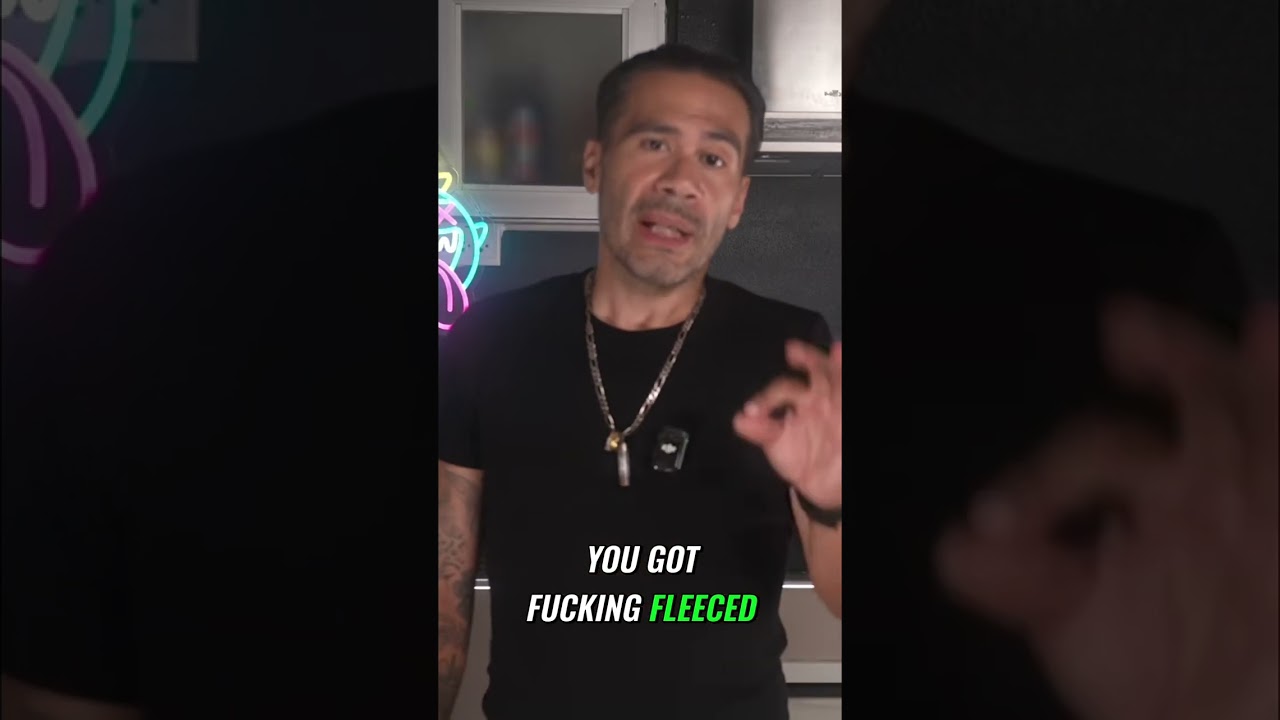 Drunk Smile & Ponzi Scheme Wallet: Lesbian Plot Twist! #shorts