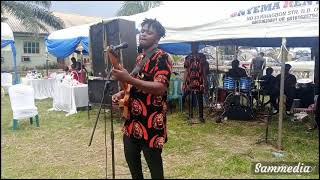 Did Luckydube came to Nigeria2021? they asked.see how this grandma dey rock raegae music.Beatboxband