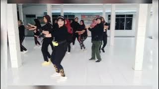 Senam kreasi ngobor kodok