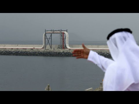 خلاف سعودي إماراتي نادر حول إنتاج النفط يهدد بارتفاع حاد في أسعار الذهب الأسود