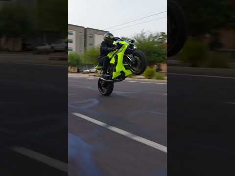 YAMAHA R1M 2022, sound original exhaust AUSTIN RACING