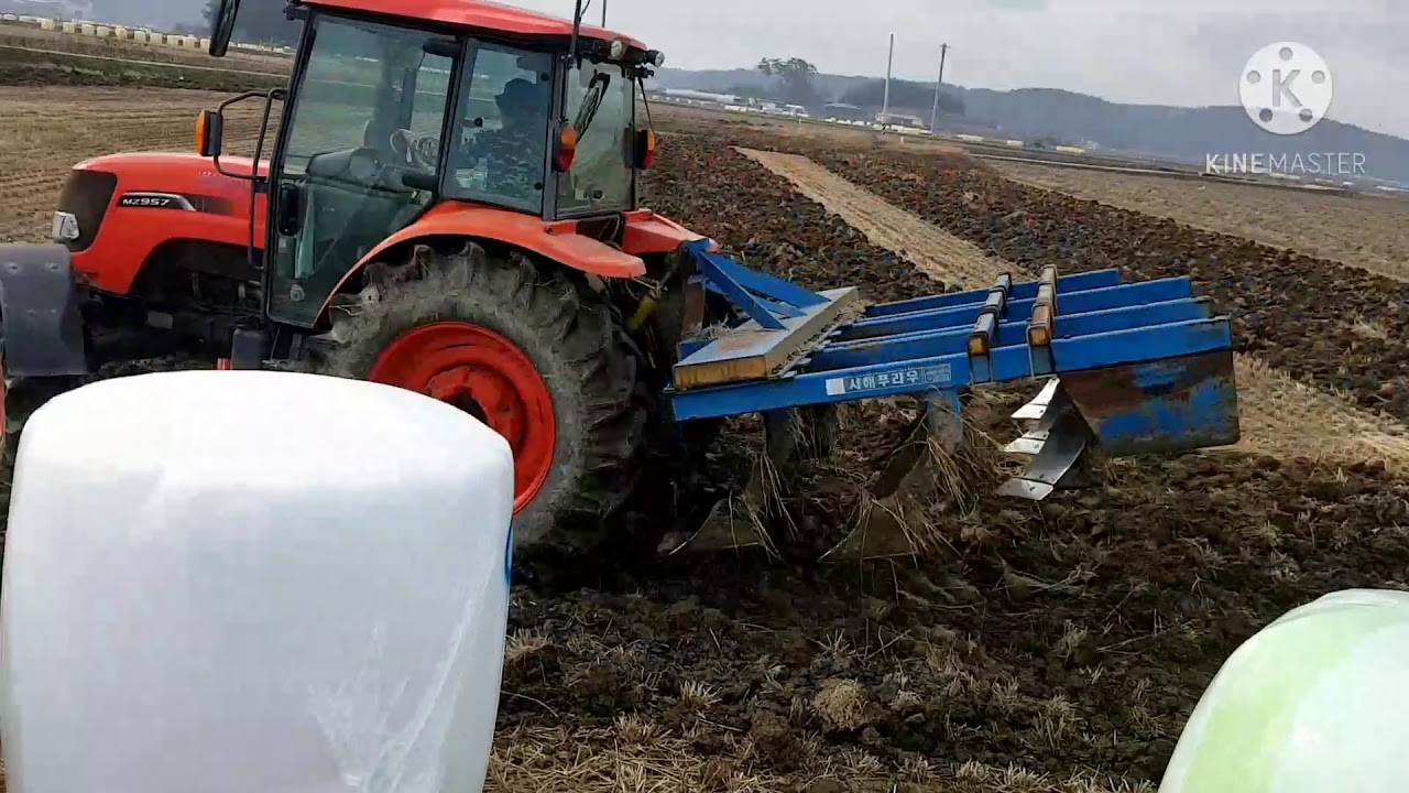 구보다트랙터논갈이 KUBOTA가을논갈이.벼농사