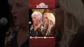 Rhonda Vincent with Carolyn & Darrin Vincent - Teardrops Over You